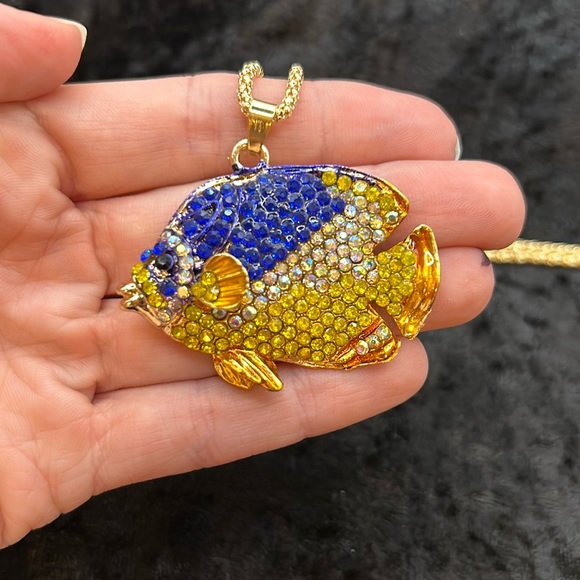 Betsey Johnson Fish Pendant Necklace - Picture 3 of 5